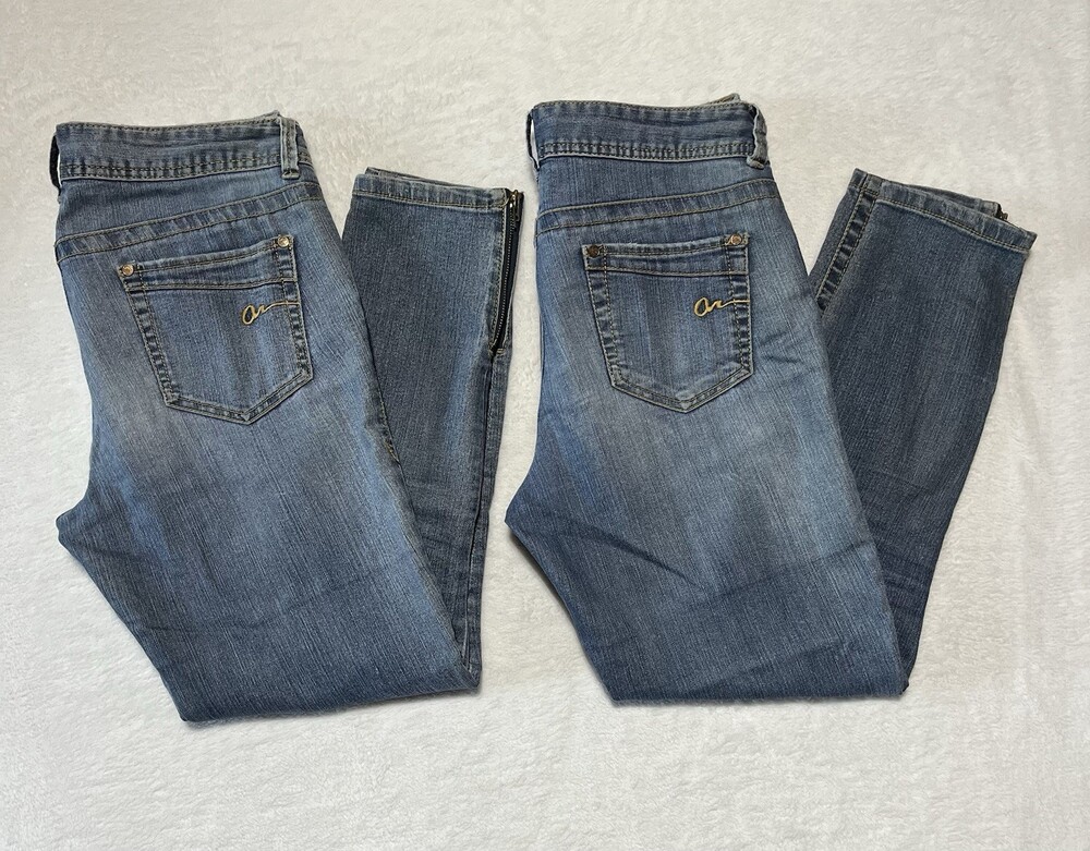 American Rag Jeans Lot Of 2 Juniors 9-S Ankle Zipper Blue Denim